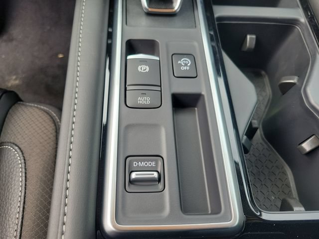 New 2026 Nissan Pathfinder SL FWD image 30