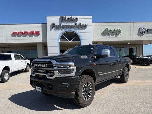 Used 2025 RAM 2500 Limited AWD/4WD image 1