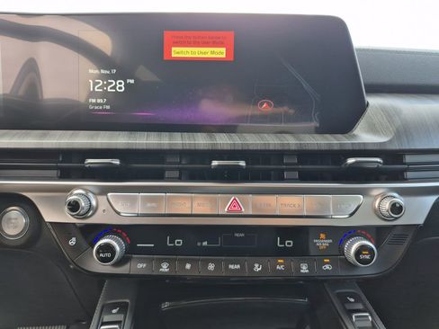 New 2025 Kia Telluride EX w/ EX Captain's Chair Package image 8