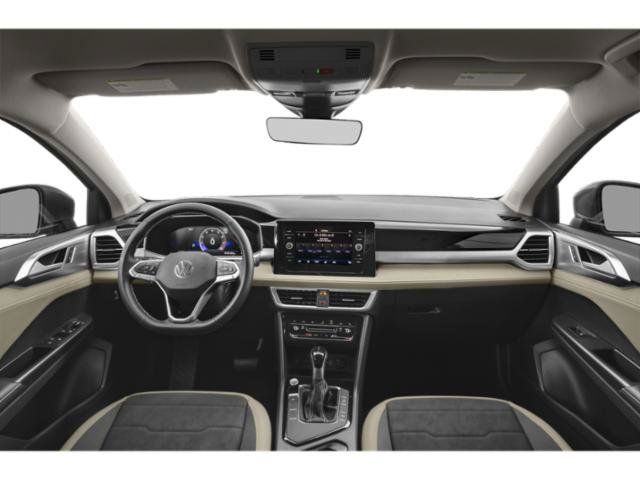 Certified 2026 Volkswagen Taos SE FWD image 7