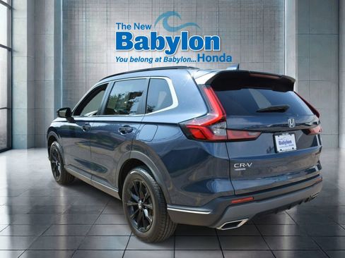 Used 2024 Honda CR-V Sport image 3