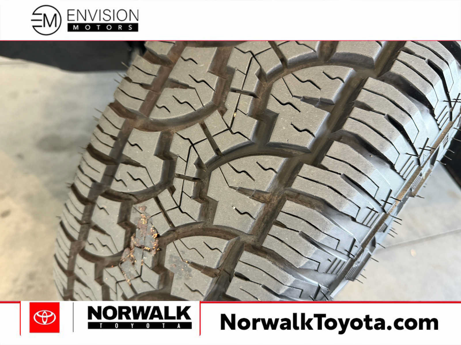Used 2019 Toyota Tacoma SR5 RWD image 15