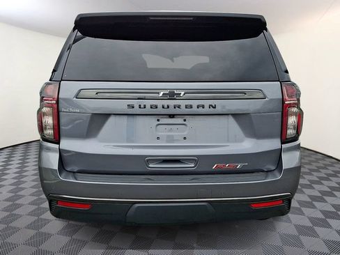 Used 2022 Chevrolet Suburban RST w/ Luxury Package AWD/4WD image 5