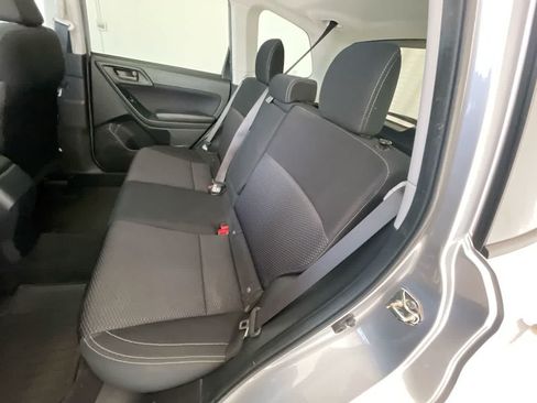 Used 2017 Subaru Forester 2.5i Premium AWD/4WD image 22