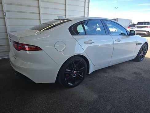 Used 2020 Jaguar XE S image 6