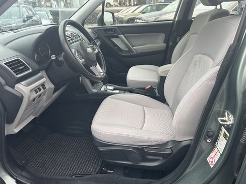 Used 2018 Subaru Forester 2.5i w/ Alloy Wheel Package image 11