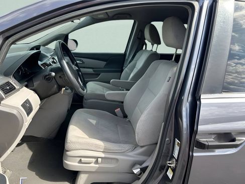Used 2016 Honda Odyssey LX image 18
