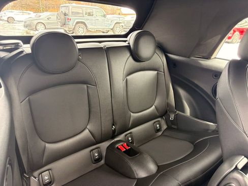 Used 2023 MINI Cooper S image 31