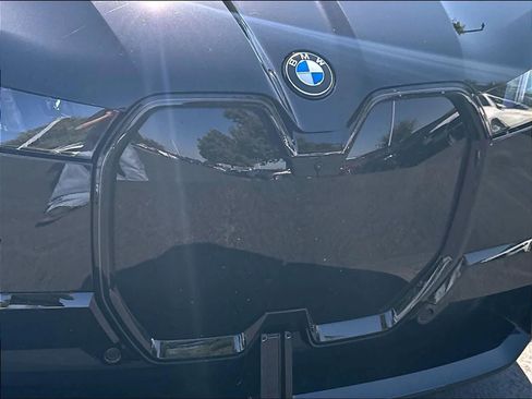Used 2026 BMW iX xDrive60 w/ M Sport Package AWD/4WD image 33