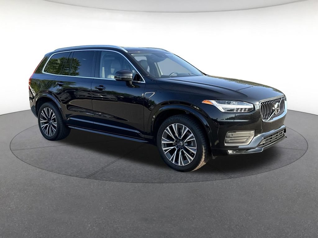 Used 2022 Volvo XC90 T5 Momentum w/ Protection Package Premier FWD image 8