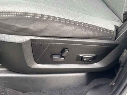 Used 2024 RAM 2500 Big Horn w/ Off Road Package image 17