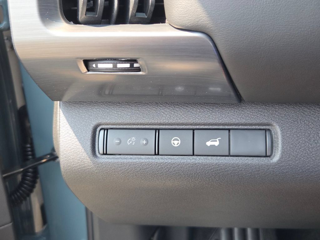 New 2026 Nissan Pathfinder SL w/ Cargo Package FWD image 26