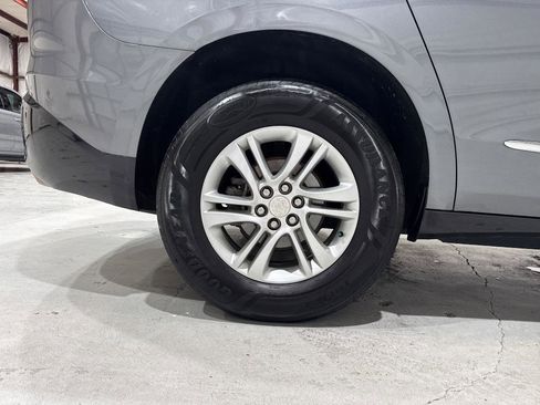 Used 2019 Buick Enclave Essence image 68