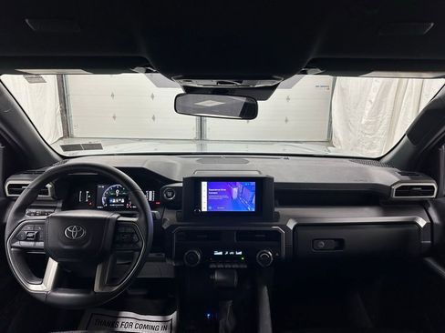 Used 2025 Toyota 4Runner SR5 image 40
