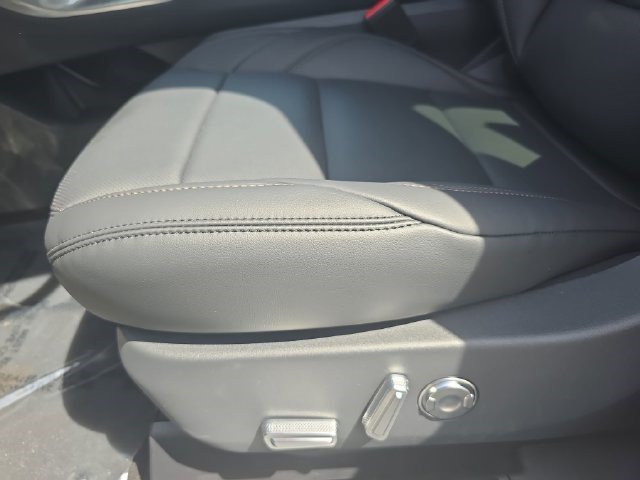 Used 2026 Lincoln Nautilus Premier w/ Equipment Group 102A AWD/4WD image 28