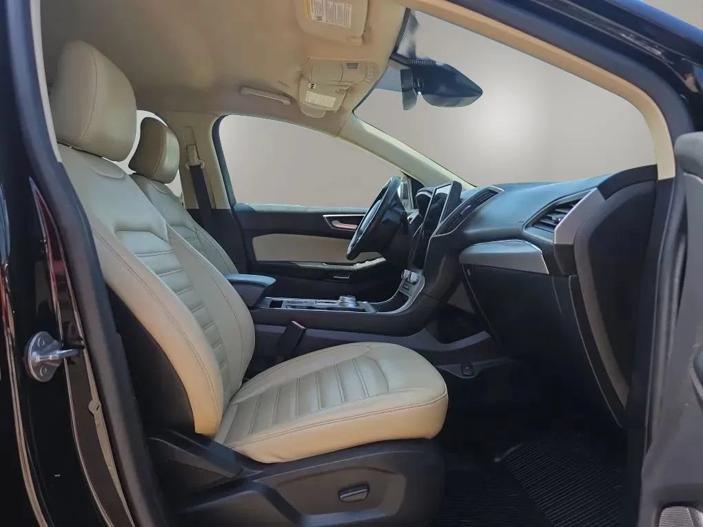 Used 2021 Ford Edge SEL w/ Convenience Package FWD image 48