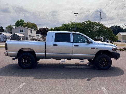 Used 2009 Dodge Ram 2500 Truck SLT AWD/4WD image 4