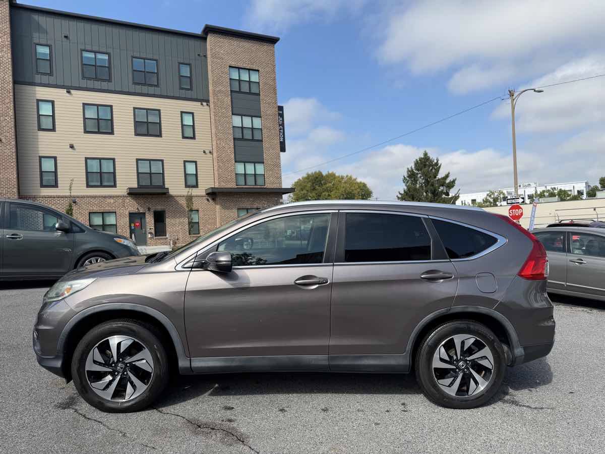 Used 2015 Honda CR-V Touring image 4