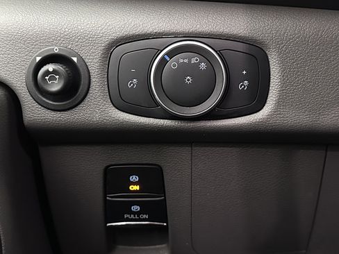 Used 2023 Ford Transit 250 Medium Roof w/ Load Area Protection Package image 18