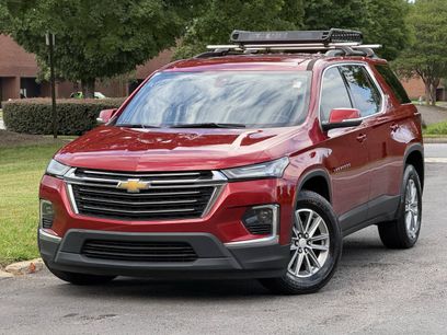 Used 2023 Chevrolet Traverse LT