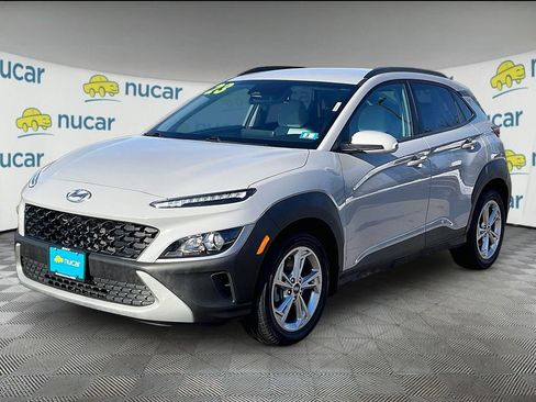 Used 2023 Hyundai Kona SEL image 3