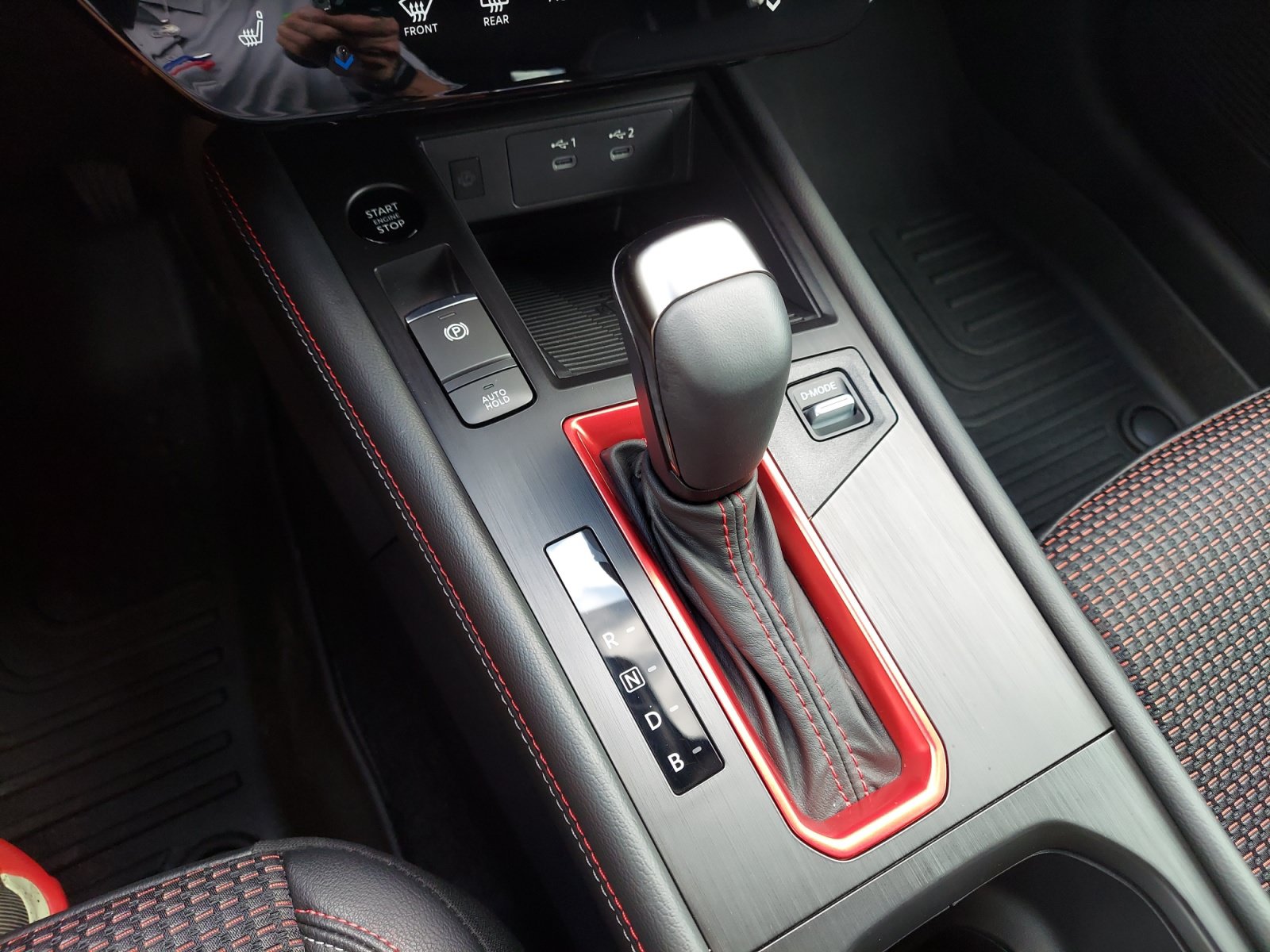 Used 2026 Nissan Kicks SR w/ SR Premium Package FWD image 21