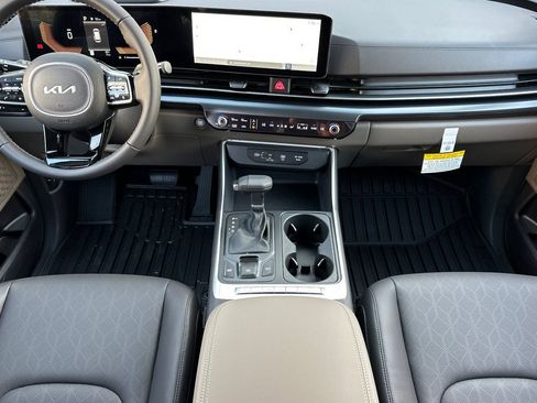 New 2026 Kia Carnival image 9
