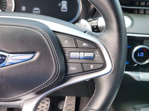 Used 2025 Genesis GV70 3.5T Sport w/ Sport Advanced Package image 28