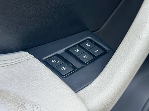 Used 2019 Jaguar F-PACE Prestige AWD/4WD image 19