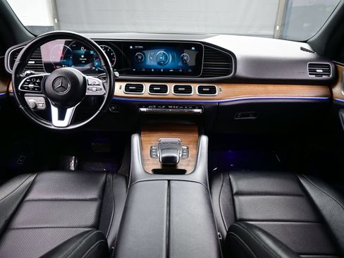 Used 2021 Mercedes-Benz GLE 350 w/ Premium Package image 17