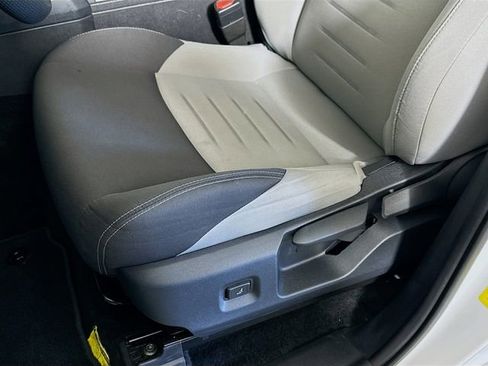 Certified 2025 Toyota Tacoma TRD Off-Road image 21