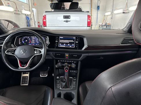 Used 2022 Volkswagen Jetta GLI Autobahn FWD image 23
