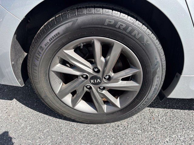 Used 2020 Kia Optima LX FWD image 22