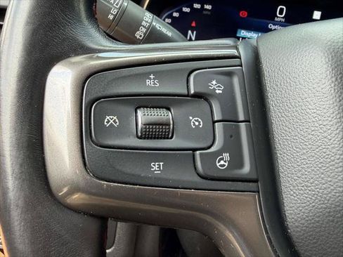 Used 2023 Chevrolet Suburban RST w/ Luxury Package AWD/4WD image 24