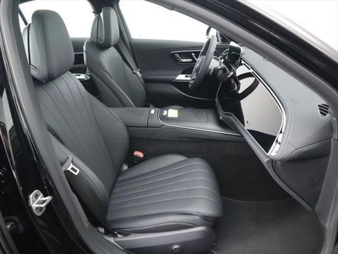 New 2026 Mercedes-Benz E 450 4MATIC Sedan image 22