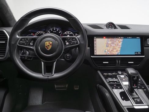 Used 2021 Porsche Cayenne GTS image 25