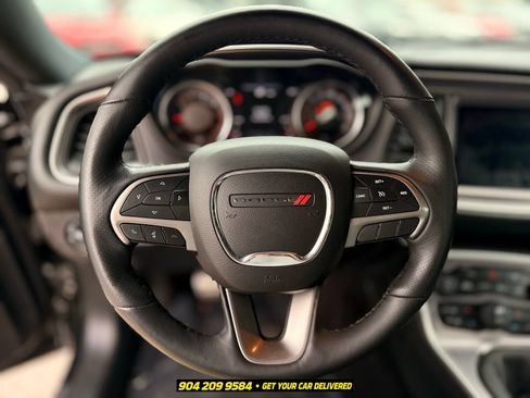 Used 2019 Dodge Challenger R/T Scat Pack w/ Driver Convenience Group RWD image 21