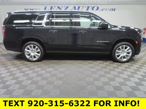 Used 2024 Chevrolet Suburban High Country image 2