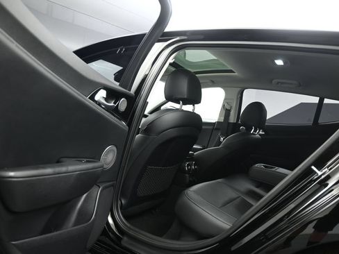 Used 2019 Kia Stinger Premium RWD image 20