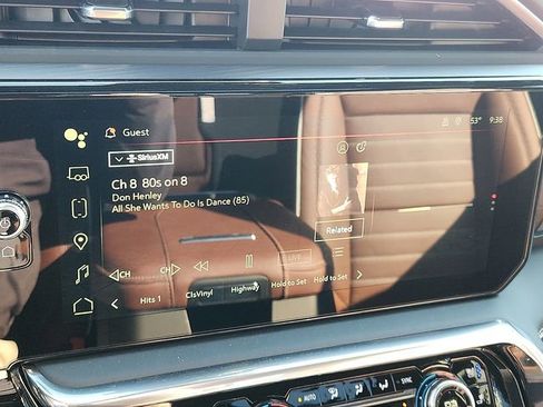 New 2026 GMC Sierra 3500 Denali Ultimate w/ LPO, Black Badging Package AWD/4WD image 13