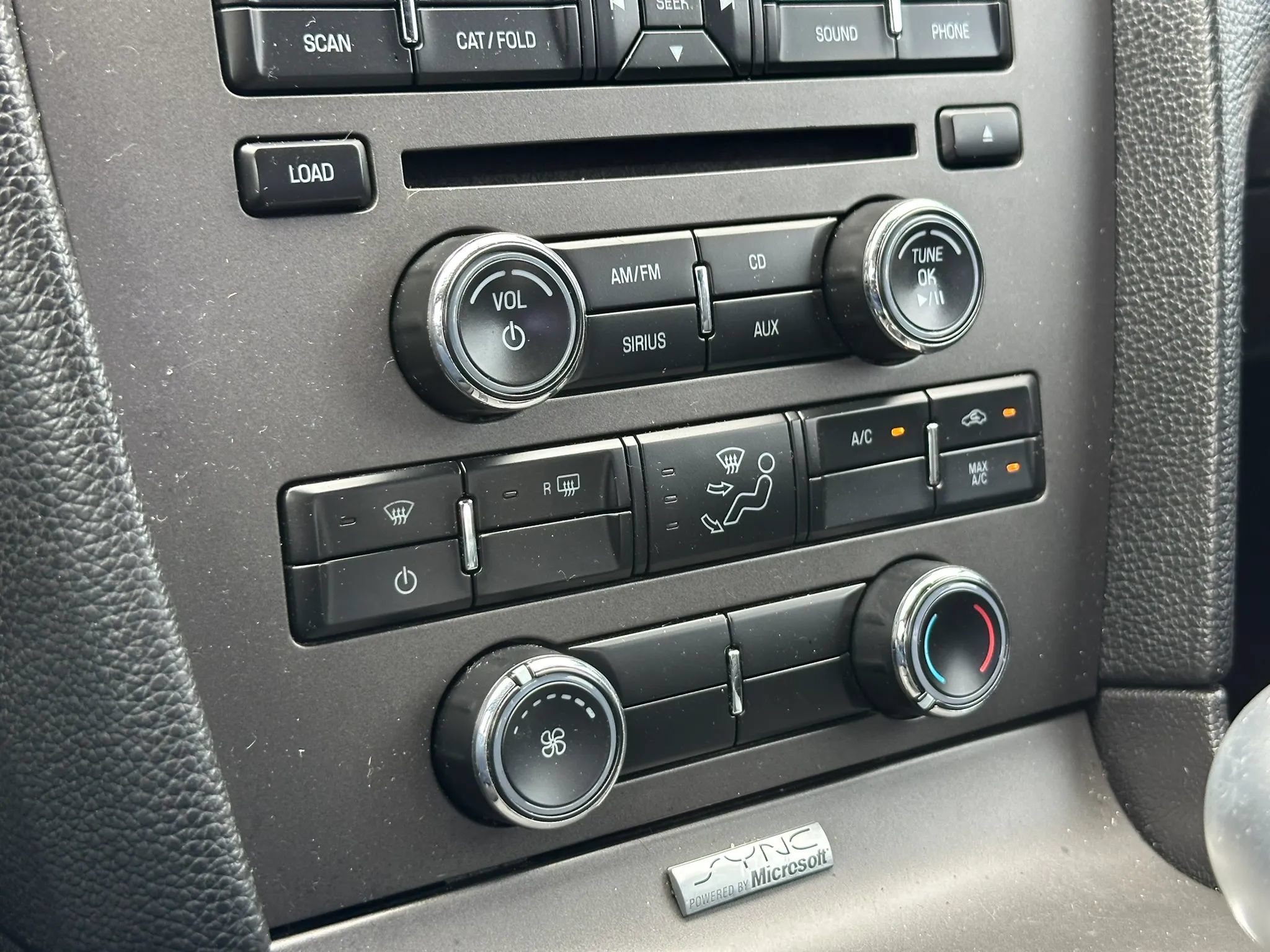 Used 2012 Ford Mustang GT Premium RWD image 23