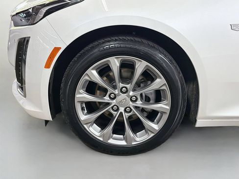 Used 2023 Cadillac CT5 Luxury AWD/4WD image 34