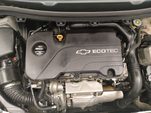Used 2017 Chevrolet Cruze LS FWD image 30