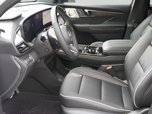 New 2026 Buick Enclave Avenir w/ Super Cruise Package image 9