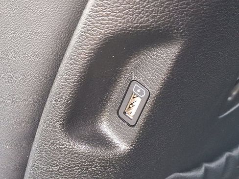 Certified 2022 Kia Telluride S image 13