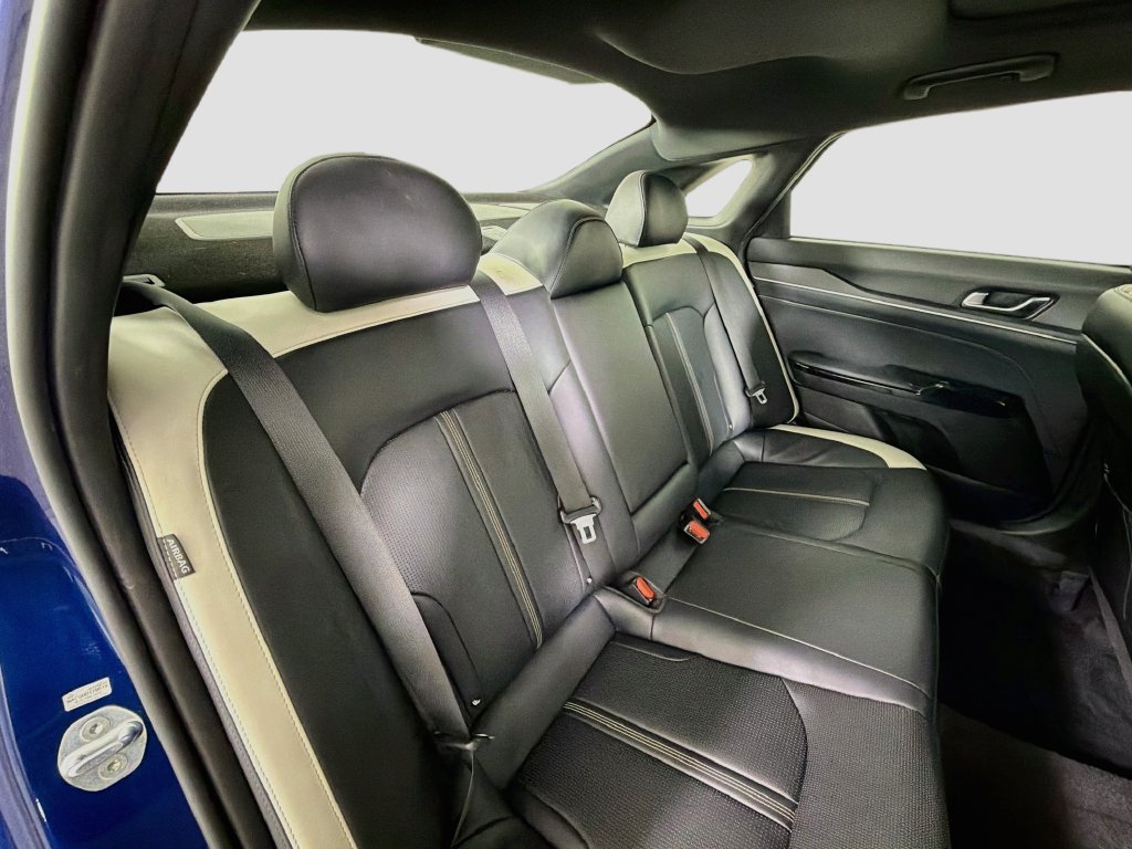 Used 2025 Kia K5 GT-Line w/ GT-Line Premium Package FWD image 31