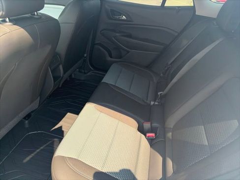 New 2026 Chevrolet Trax LT w/ Sunroof Package FWD image 11