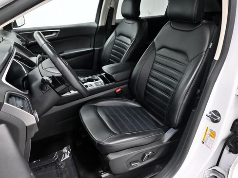 Used 2019 Ford Edge SEL w/ Equipment Group 201A AWD/4WD image 6