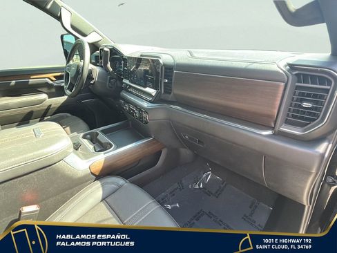 Certified 2024 Chevrolet Silverado 2500 High Country w/ High Country Premium Package AWD/4WD image 39