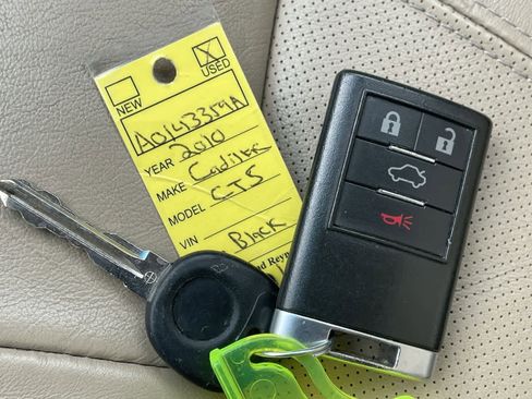 Used 2010 Cadillac CTS Luxury image 27